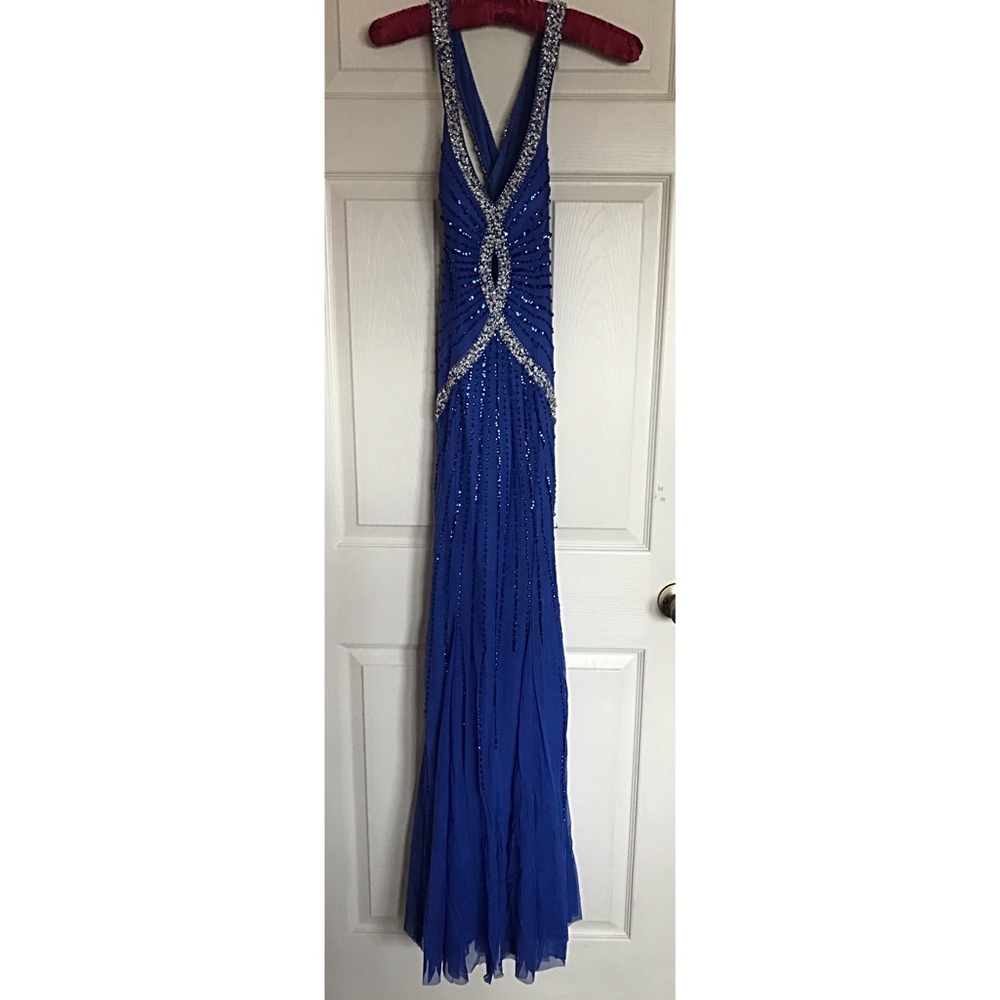 💙✨Prom Dress✨💙 - Picture 2 of 8